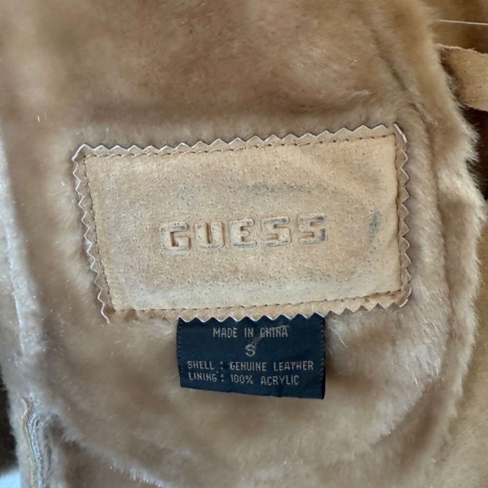 Vintage Guess leather Jacket fur collar - Picture 5 of 9